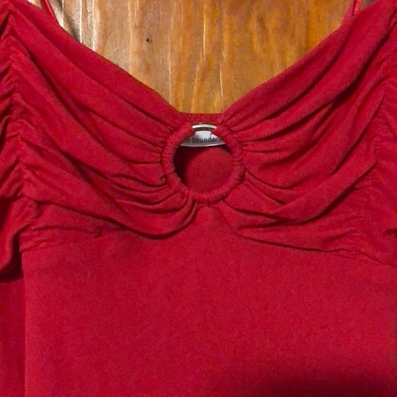 Red tank top - Picture 2 of 4